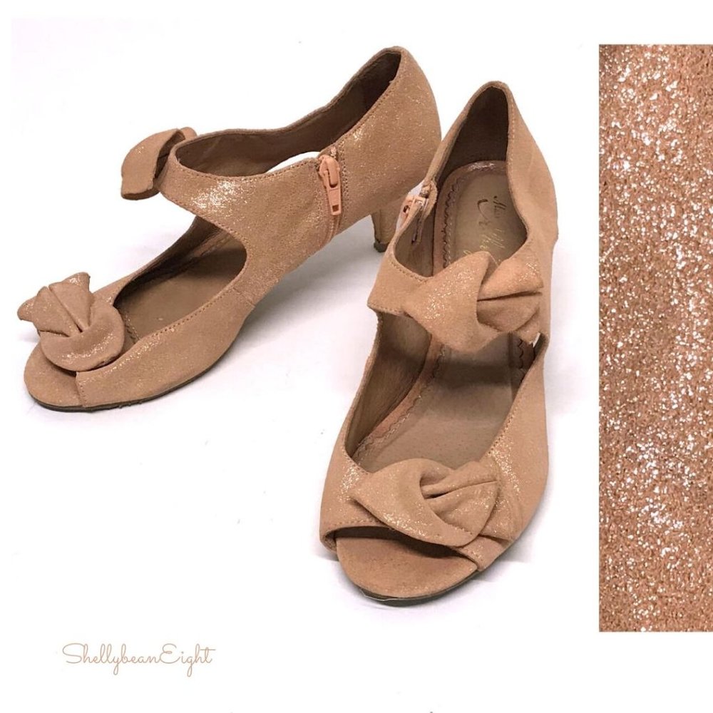 Anthropologie Tan Heels with Bow Detail